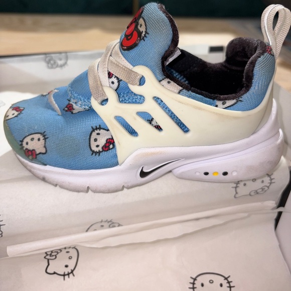 Nike Presto QS 7(TD) Hello Kitty Blue Kids Sneakers - Picture 8 of 11